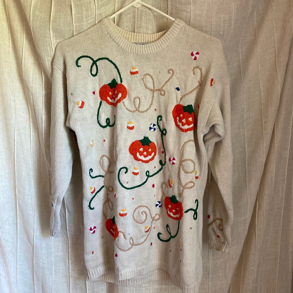 Halloween Sweater with Jack O Lanterns and Candy Corn Women’s Size S (loose fit)